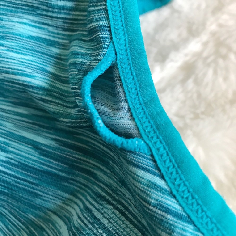 Columbia Turquoise Seamless Spacedye Sports Bra Size Medium Activewear - Picture 9 of 10